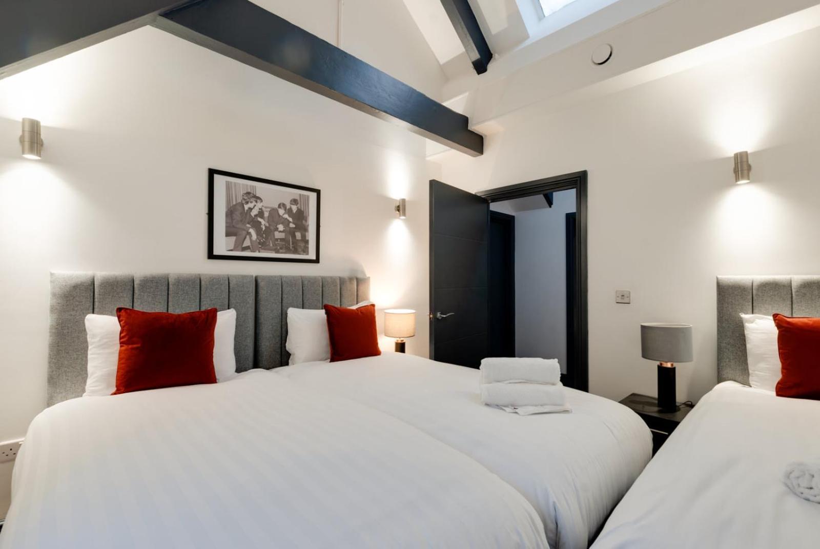 Harrisons Aparthotel Liverpool Exteriör bild